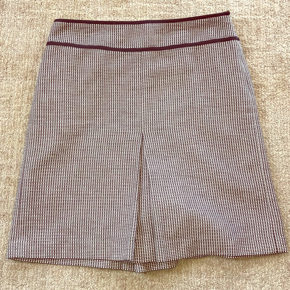 Ann Taylor LOFT (petite) | pleated skirt gray